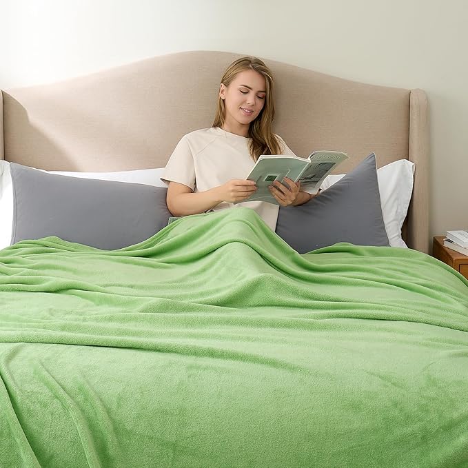 Hansleep Fleece Grass Green Full Blanket, Super Soft Flannel Fuzzy Plush Cozy Blanket for All Seasons, Grass Green, Full 84x90 Inches