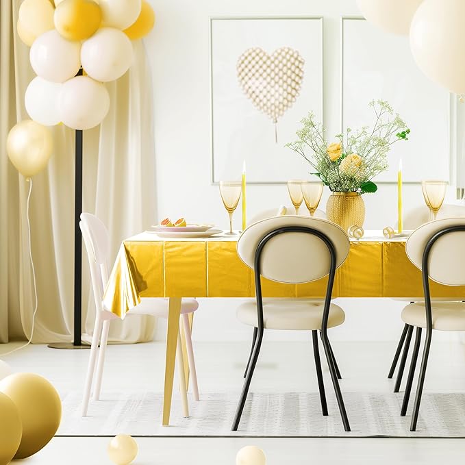 1 Piece Gold Foil Tablecloth 54 * 72 Inch Plastic Wedding Birthday Party Table Cloths Waterproof Disposable Table Cover for Christmas Graduation Elegant Event Anniversary Party Supplies