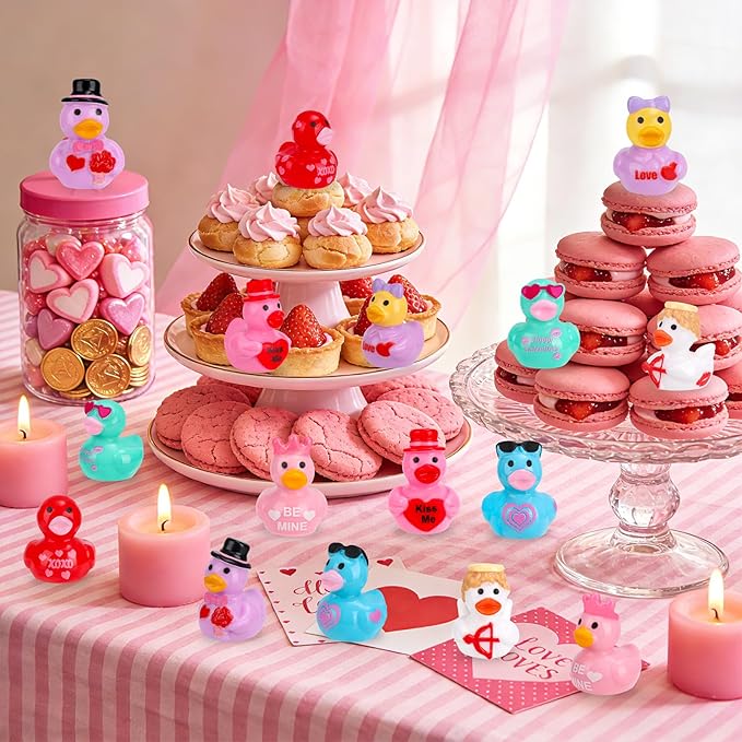 200 Pcs Valentine's Day Mini Resin Ducks 8 Style Bulk Love Heart Duck Figures to Hide for Valentines Gifts Home Tabletop Garden Miniature Landscape Cake Birthday Party Decor