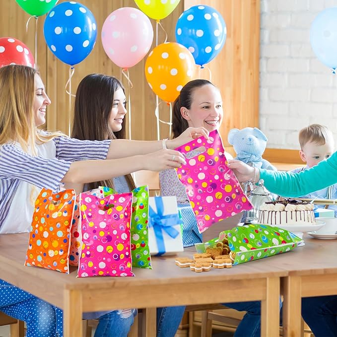 Pasimy 100 Pcs Plastic Party Favor Bags Goodie Bags Polka Dots Star Candy Poouches with Handle for Birthday Back to School Baby Shower Party Supplies Decor
