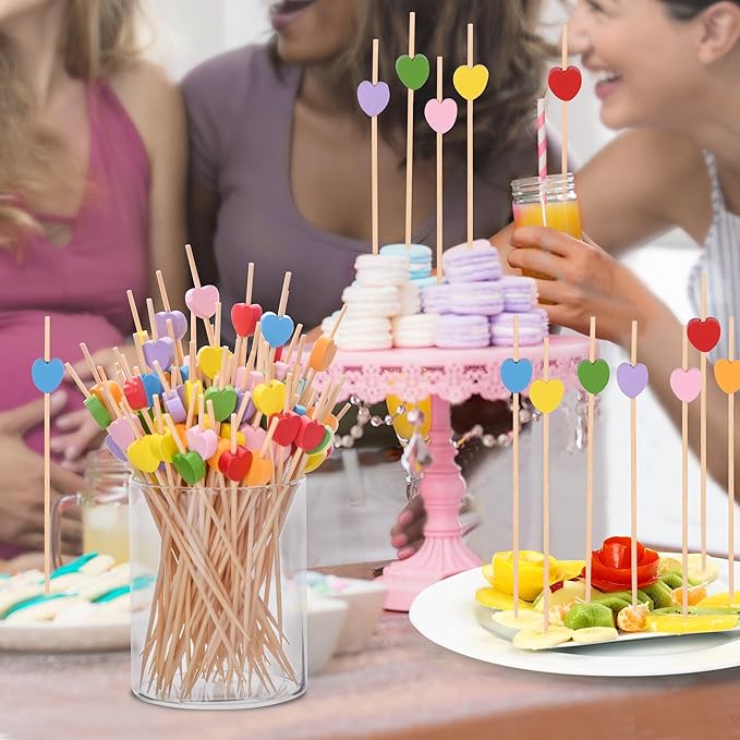 JtmyAota 100 Pack Fruit Toothpicks, Heart-Shaped Bamboo Cocktail Picks, Natural Bamboo Toothpicks for Appetizers Fruit Cake Dessert Barbecue Snacks Sandwiches (Multicolor)