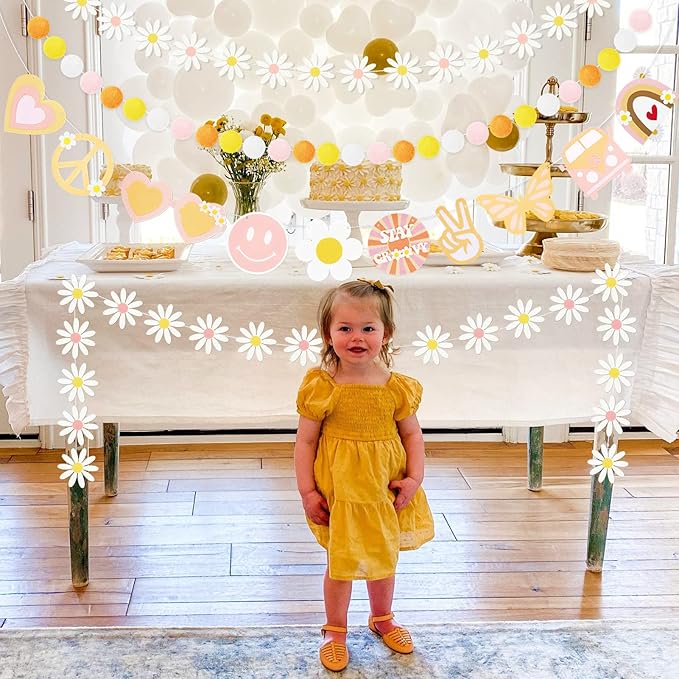 Groovy Party Decoration Garland 5Pcs, Groovy Hippie Banner Daisy Boho Tassel Garland Decor, Pre Strung Pom Pom Spring Party Supplies Hippie Party Decorations for Wall Window Home Room