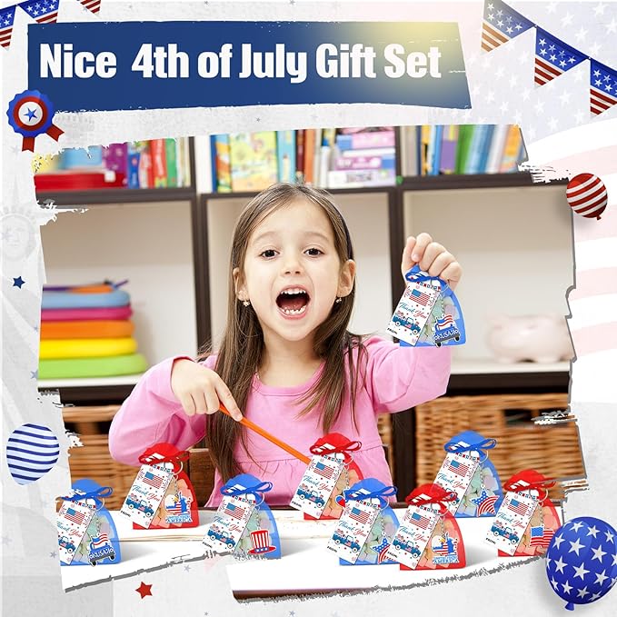 250 Years Anniversary American Independence Day Gifts for Boy 4th of July Keychain Gift Set Gift Tags USA Organza Bags for Fourth of July Key Chain Classroom Reward National Day Gifts