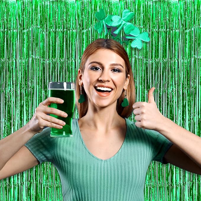 3 Pack Green Foil Fringe Curtain Backdrop, 3.28Ft x 6.6Ft Metallic Tinsel Foil Fringe Streamer Curtains for Photo Booth, Christmas Day, Thanksgiving, Wedding, New Year Party Decorations