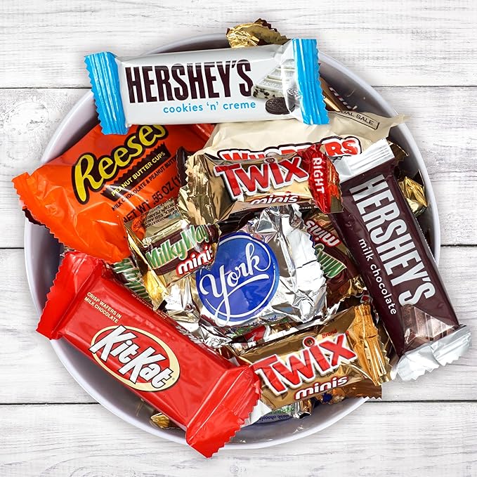 Chocolate Candy Variety Pack, 8lb Bulk Chocolate Candy, Pinata Candy, Individually Wrapped Chocolate Fun Size Candy Bars