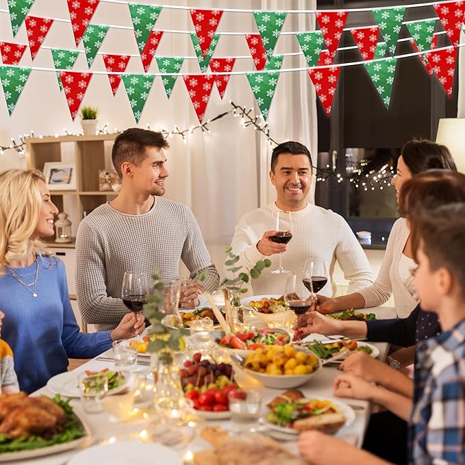 100 Feet Red Green Merry Christmas Pennant Banner Flags String Party Decorations Triangle Hanging Bunting Garland with for Snowflakes Christmas Kids Birthday Outdoor Garden Decor